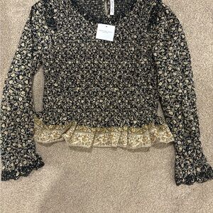 American Eagle Outfitters Black and Gold Floral Blouse